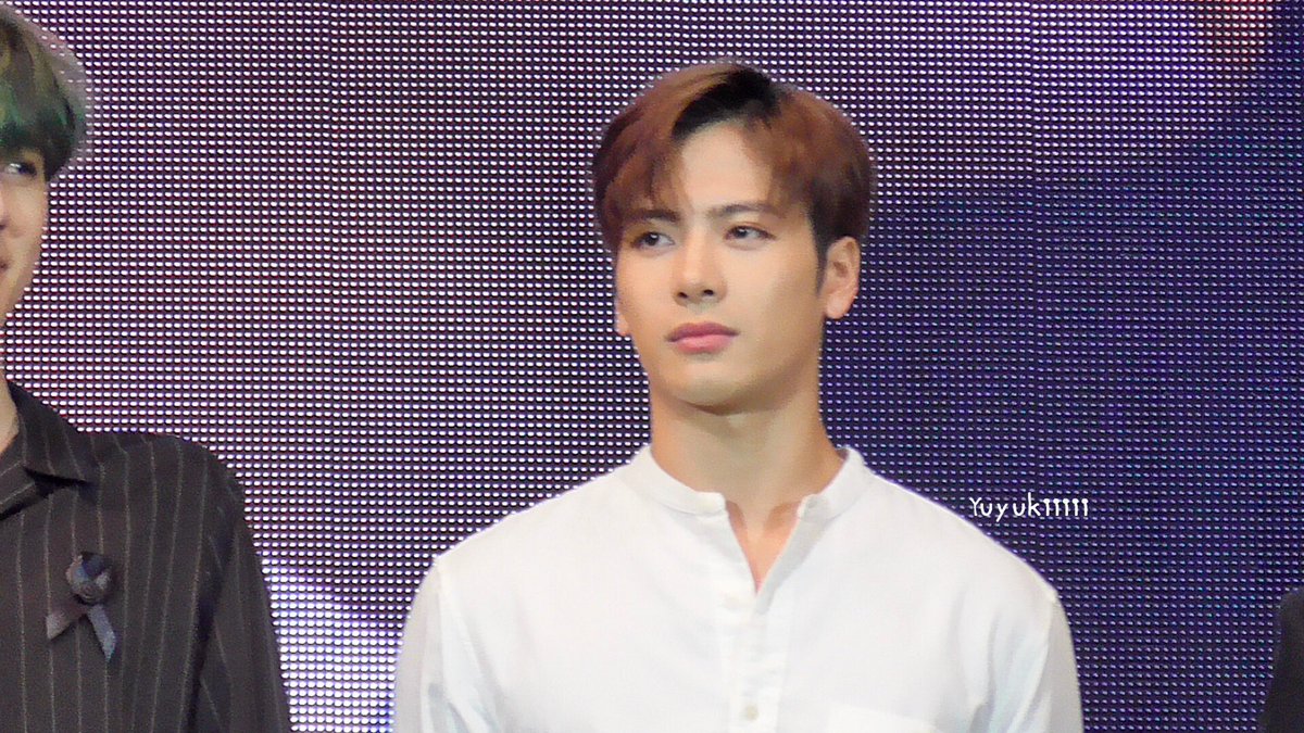yuyukiiiii's tweet photo. แจ็คสัน���วัง หล่อแบบพระเอกฮ่องกง ❤️❤️❤️ 170204 #itsskinthailand  #GOT7 #JacksonWang #잭슨 https://t.co/kzRZ1VGH3v
