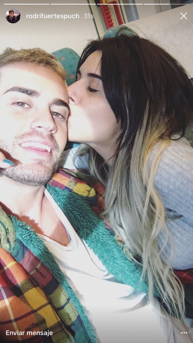 miriaamfdz_'s tweet image. Por fin juntos!!! 😍❤️ #PostRodea