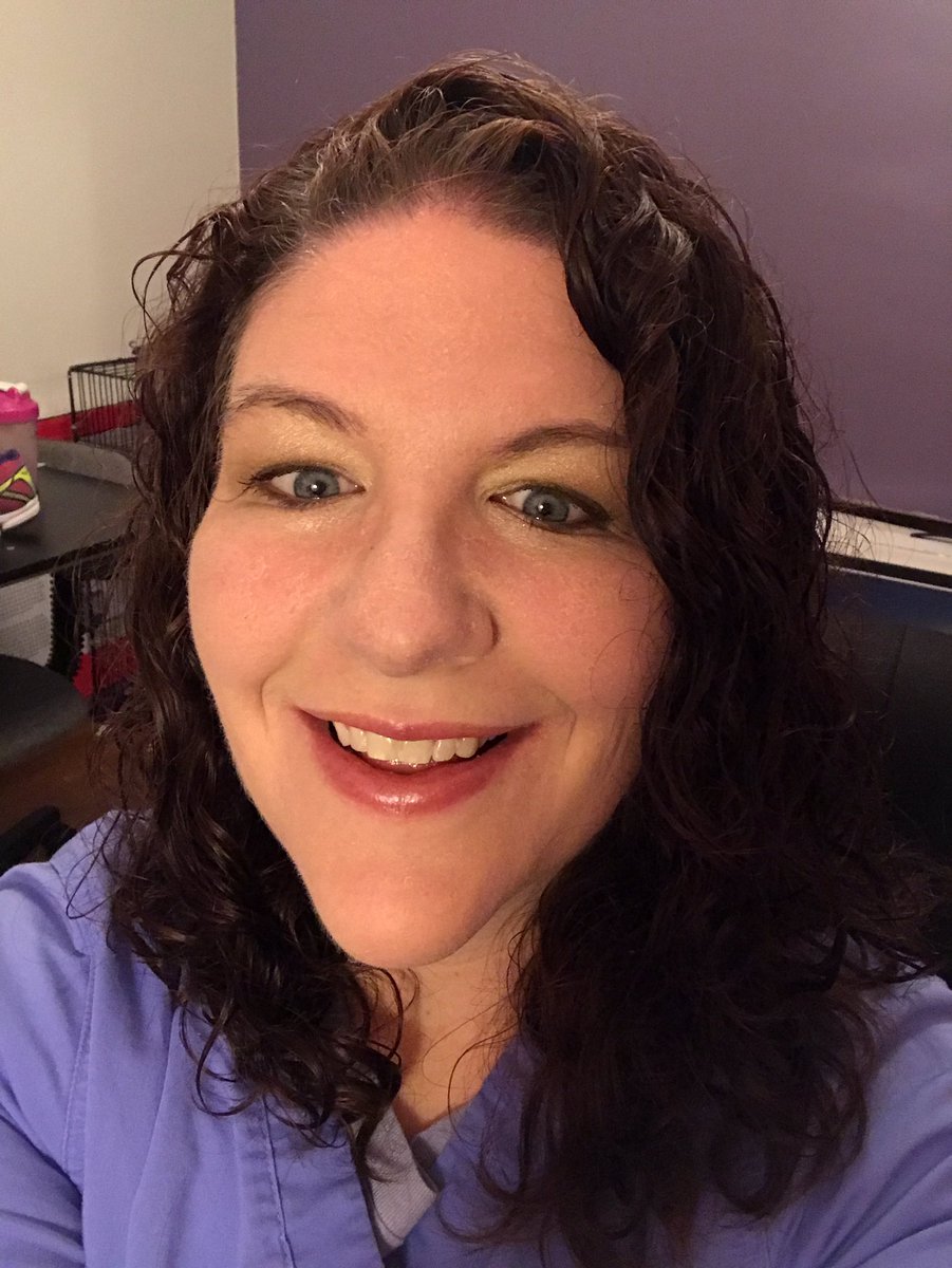 beyounique2017's tweet photo. My 5min face using #younique #makeup #5minface #QuickNEasy #Loveyourself #momlife #stuntheworld https://t.co/oBIokflhTv https://t.co/1TFj3kAvoK
