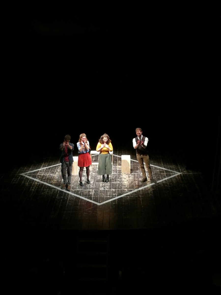 LZilovich's tweet photo. La prima di #LoveDate a #Valenza è stata un successo! Ora è il #TeatroDellaJuta di #ArquataScrivia ad aspettare le #OfficineGorilla! https://t.co/uOrCQ8vvkQ