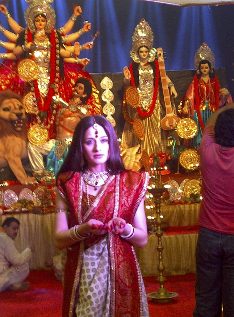 sidpmalhotra's tweet photo. @iamsanjeeda sanjee see what i found :) #durga #ehtforever https://t.co/CnCoLpgC4L