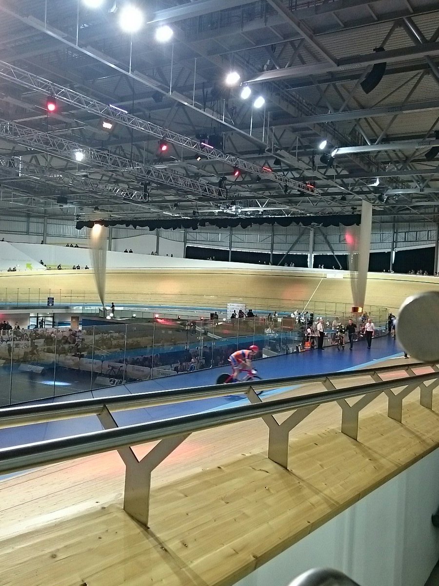 DerbyUniCycling's tweet photo. Luke puts in a strong ride to win his match sprint heat! #UDCC #blorange #trackchamps #shiniestbike
@UDSU
@TeamDerby https://t.co/RZ5Xig4FpV