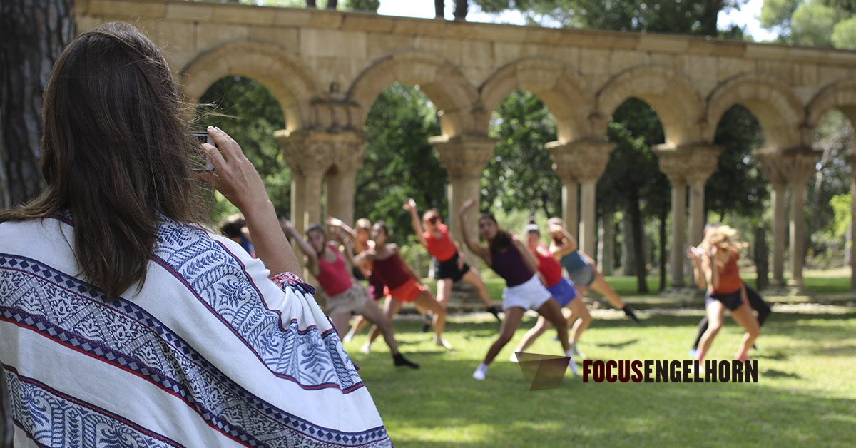 FocusEngelhorn's tweet photo. El passat 2016 es va celebrar amb el nostre suport la primera edició del festival #onadance que combina dansa i patrimoni @visitpalamos https://t.co/35uhtgP2iL