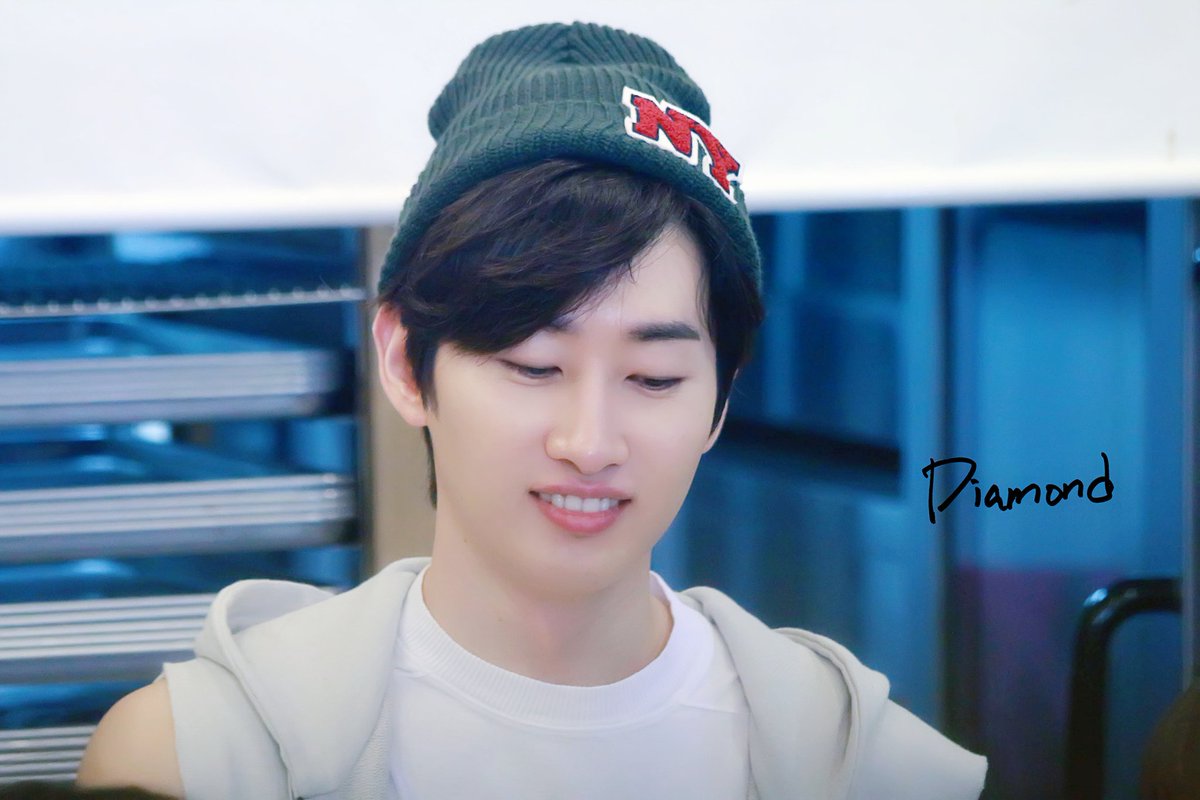 DiamondHyukjae's tweet photo. D-158 아무말 하지 않아도 돼, 나는 너를 느낄 수 있어 #이혁재 https://t.co/oqazGKoA7C
