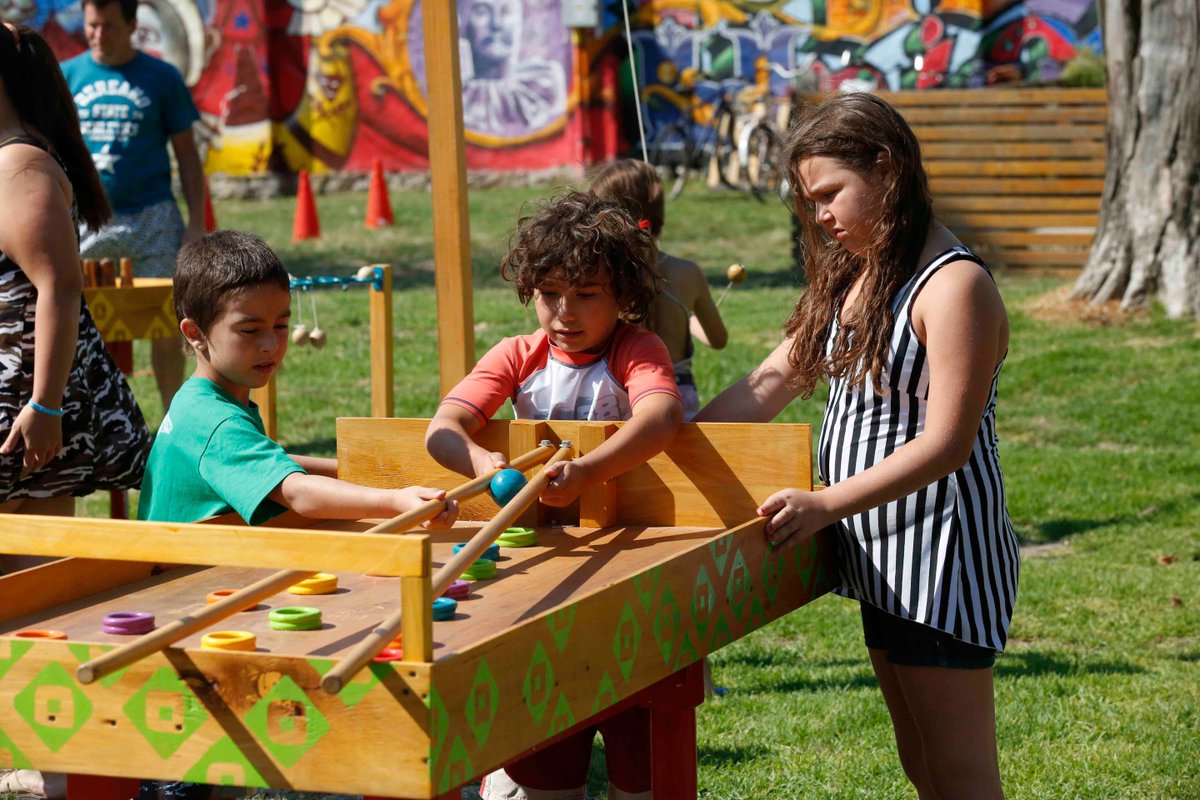 MDSNacion's tweet photo. VERANO UNZUÉ: disfrutá de espectáculos y juegos, de martes a domingo desde las 16 en Río Negro 3500, Mar del Plata. https://t.co/2Pd2f7hQcw https://t.co/Ee9DvDsEk5