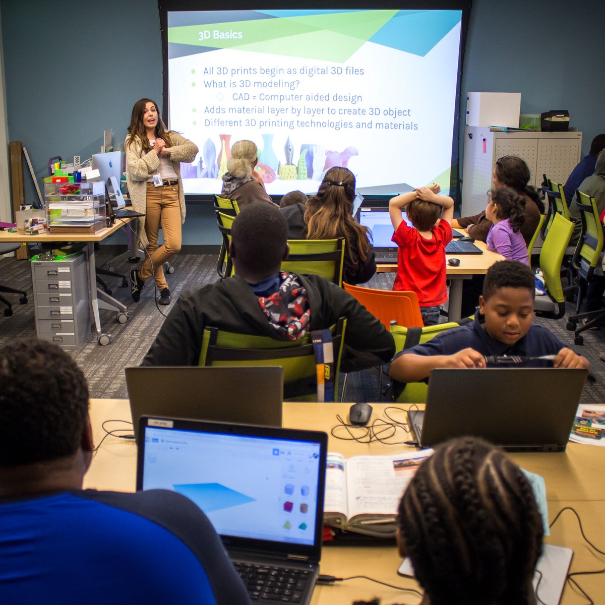 LBCityLibrary's tweet photo. #3Dprinting was a huge success at the #MichelleObamaNeighborhoodLibrary #MakerLab on Thursday. Join us today at 1PM for Computer Basics! https://t.co/Pxuf0hKSdq