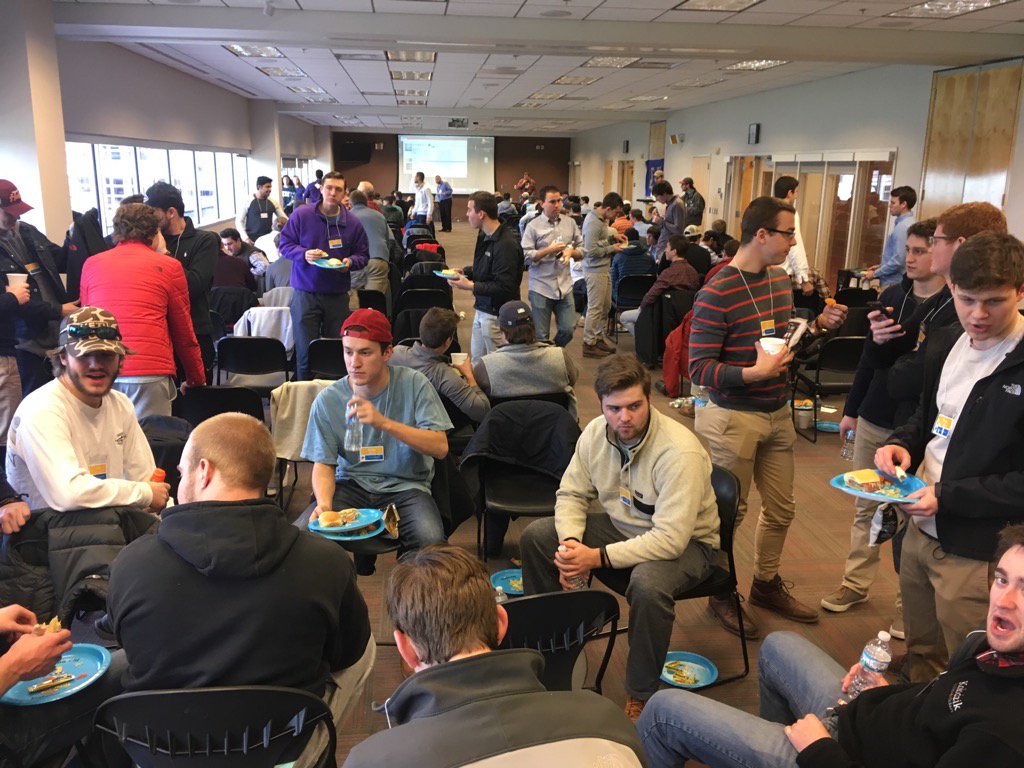 CentralOhioSigs's tweet photo. Almost 200 undergrads and alumni participating in our @SigmaChi Ohio Leadership Conference! #OHSigDay https://t.co/GPsBiHf1qv
