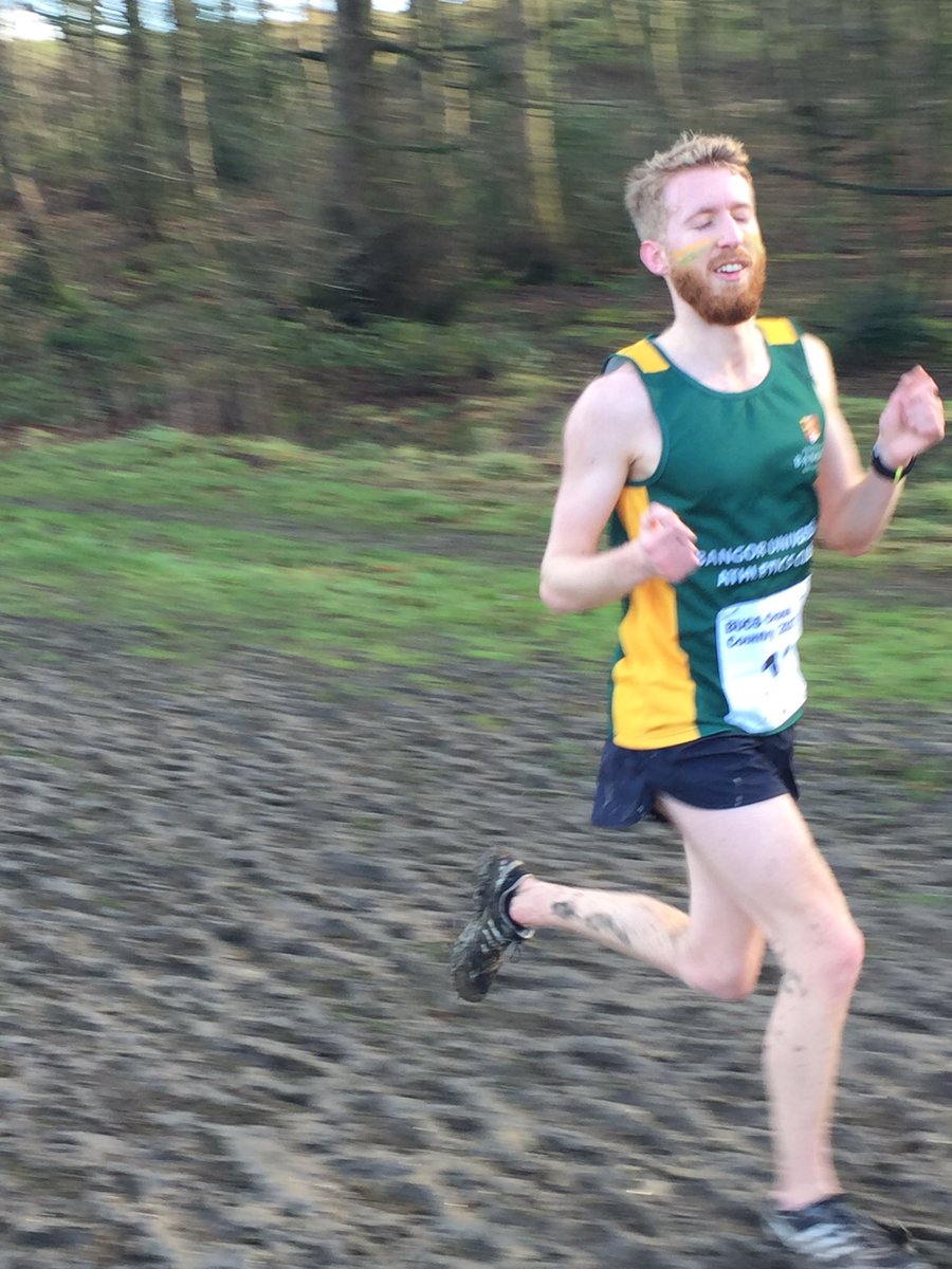 BangorAC's tweet photo. Our @SimonAnetts looking majestic today. A top runner and a top dad https://t.co/MdLmigyNVy