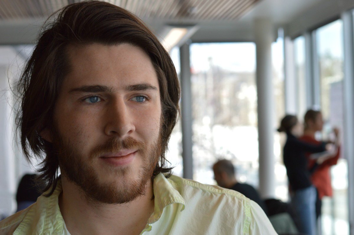 thestarhalifax's tweet photo. Canadian law students research ways to challenge the Safe Third Country Agreement. https://t.co/1RtsyBC5DI https://t.co/w6C2CdsRXb
