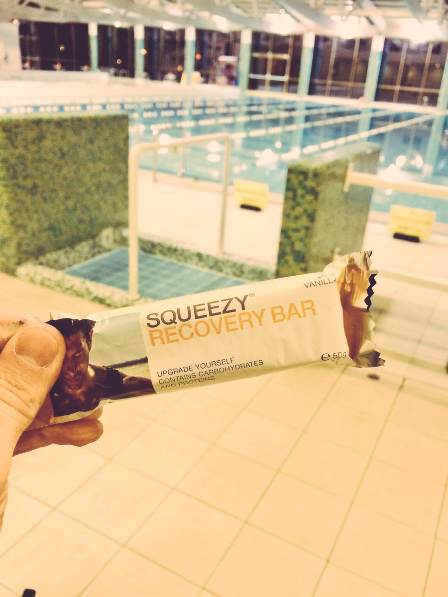 DavidDeGrooff's tweet photo. 8 x 100m @sportoase #allesgeven #lekkersetje.
@Squeezy_be #Recovery #lekkerreepje
#trinityrules https://t.co/TvyzDtodt7