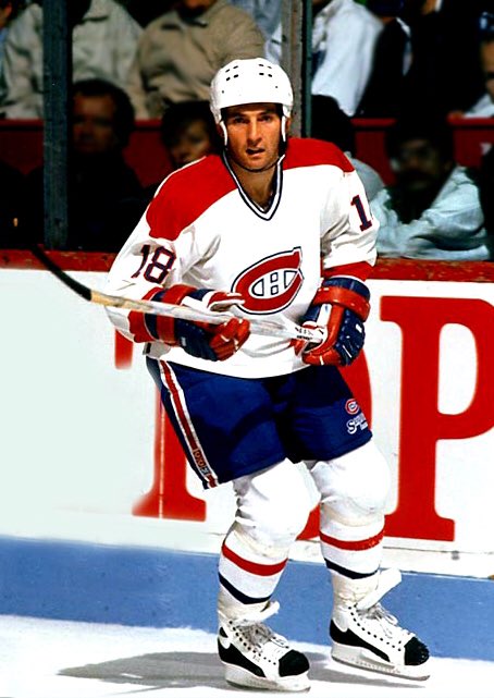 Happy 56th birthday to former Denis Savard, who turns 56 today!    