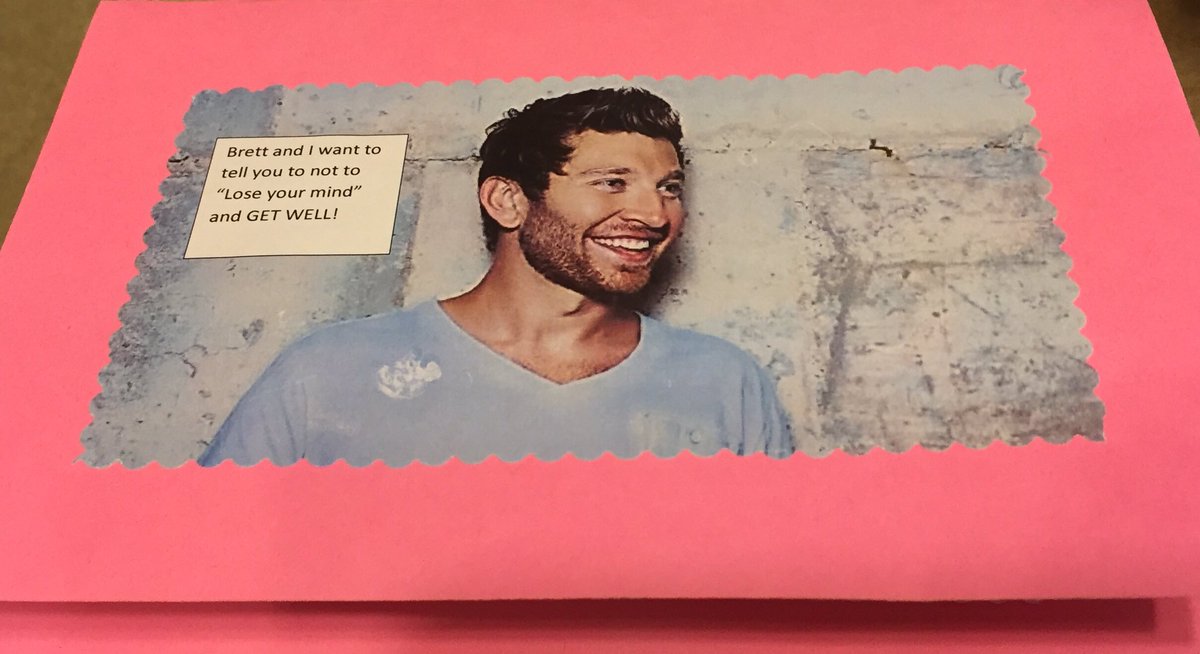 jujimom's tweet photo. I'm recovering from very difficult surgery &amp; got the best homemade card today! #bretteldredge #TOSsurgery #brettrose https://t.co/hZlxbQzrHo