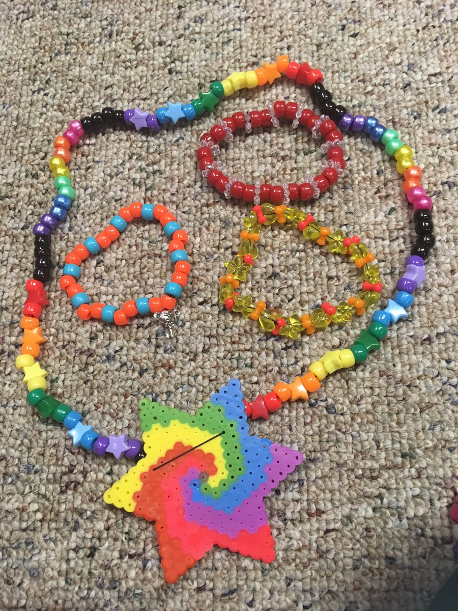 Kitti4real's tweet photo. I'm gonna send someone this #PLURpackage in exchange for other Kandi :D https://t.co/awPRx2w02D