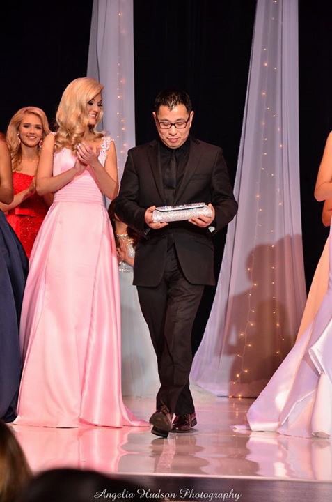 marcdefang's tweet photo. Presenting #marcdefang #award https://t.co/PzhpvbLMSs