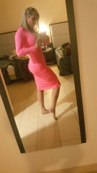 Preparation to the club ☆☆☆..speciale guest for this night at #BELLE_e_MONELLE ♡ @babesreal_ @HotAdultModels<a href="/tag/belle_e_monelle"class="tags"><span>#belle_e_monelle</span></a>