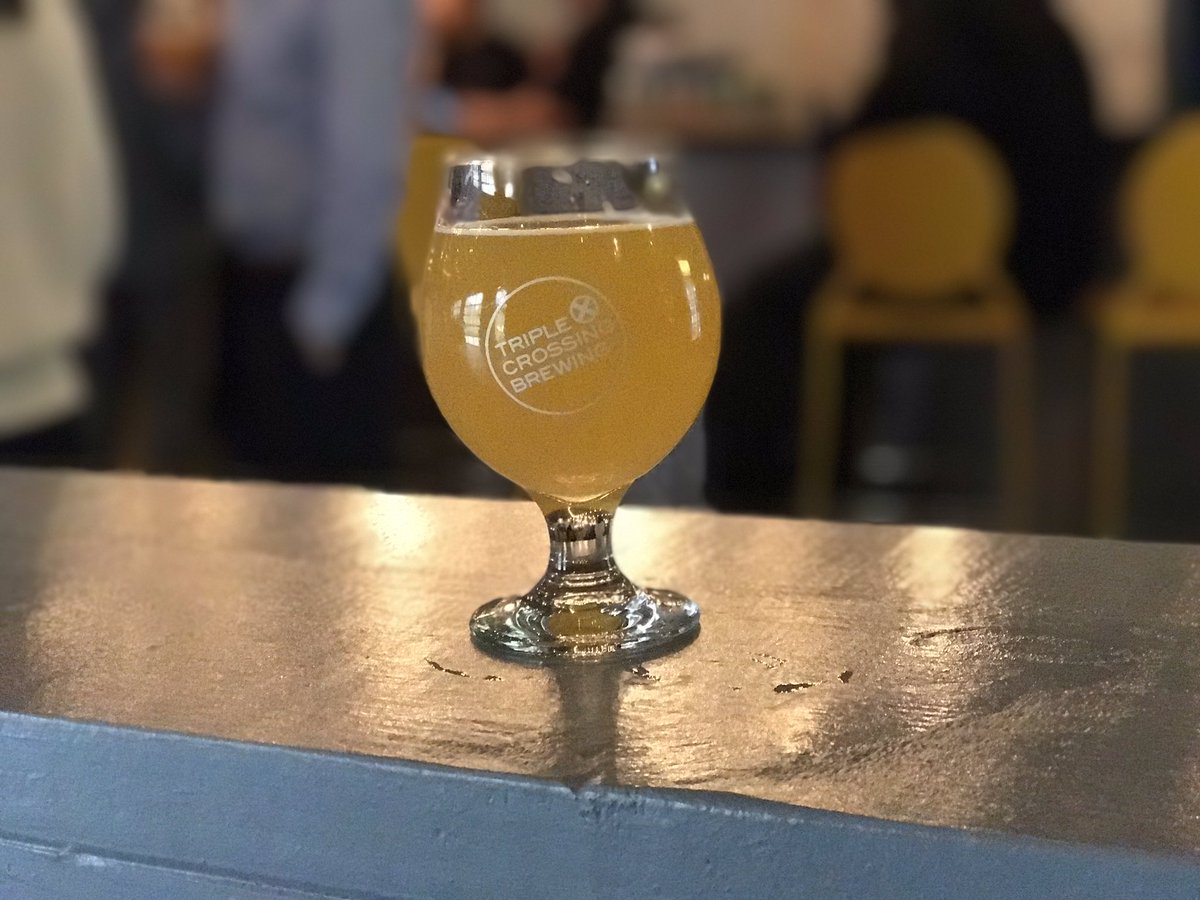 TravelingJordan's tweet photo. First time checking out @TripleCrossing in #RVA ...three cheers to great beer! #IPA #RichmondVA https://t.co/S2J6kuj3Zl