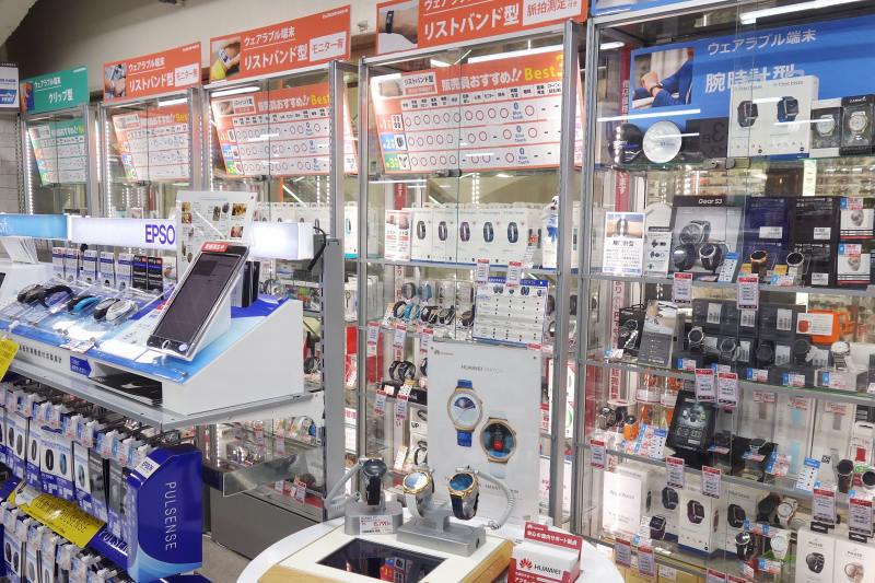 nao3shogun's tweet photo. 【周辺機器】 活動量計が欲しくて検討した結果、Smartband2に決めたワケ! #xperia_freaks #xperiajp #smartband2 https://t.co/igAlD7En2Y https://t.co/pwV9TwmXNz