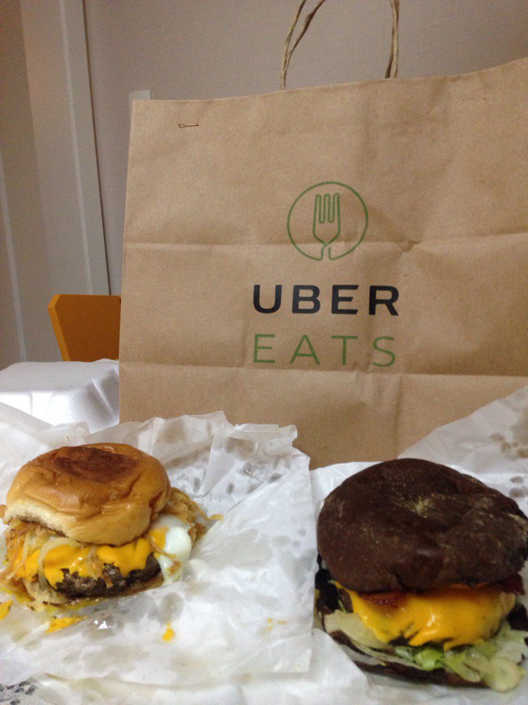 sergioedum's tweet photo. Food Street Burger #UberEATS https://t.co/1fxGmwLeyf