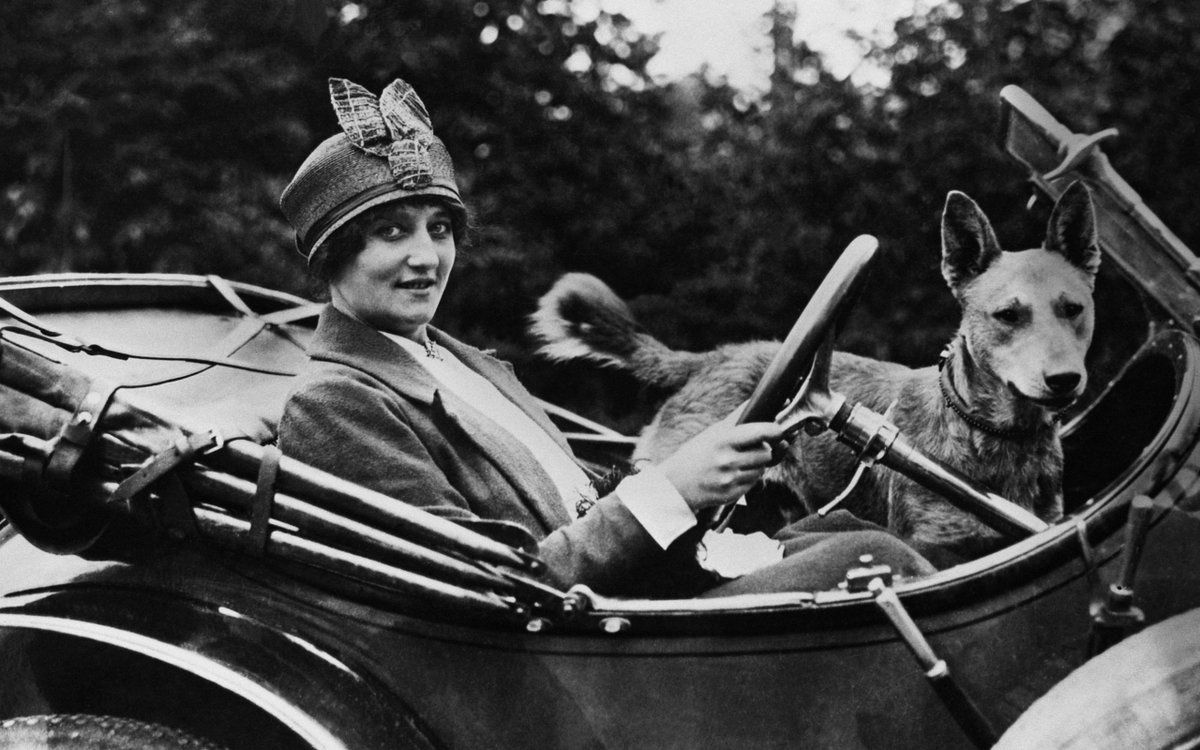celia_chambers's tweet photo. I am Baroness Raymonde de Laroche. See you in Montmartre, 1899. Let’s build a revolution! #Aristocrats #SocietyofLove @secretcinema https://t.co/XEIXZUUpiL