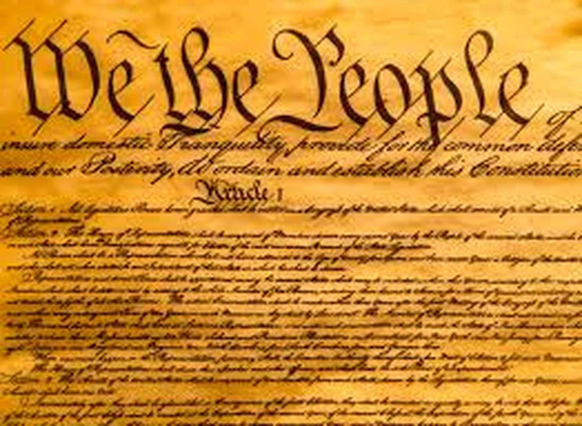 evolokh1's tweet photo. [Ilya Somin] Originalism, living constitutionalism, and outrageous outcomes https://t.co/ZInC1bdHaC https://t.co/4t2pKYA6Lo
