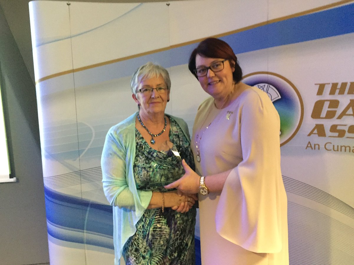 LeinsterCamogie's tweet photo. Wexford Volunteer of the Year Rose Breen with President Catherine Neary https://t.co/ypbPb5AGp5