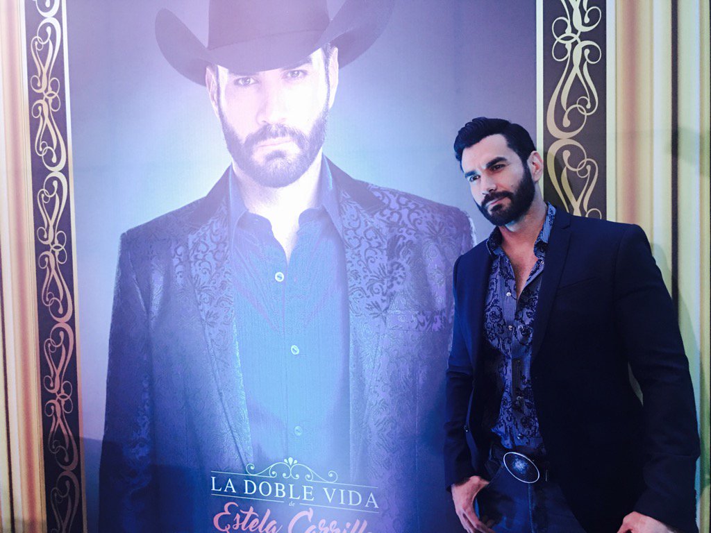 Se viene <a href="/EstelaCOficial/">Doble Vida de Estela</a> con todo!!! Feliz sábado!!! 🎬🎤🍾