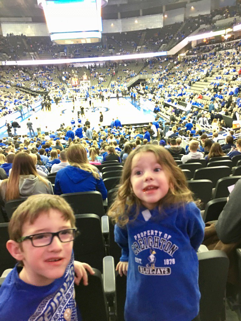 atreiber's tweet photo. Excited for a Blue Jay win! #GoJays https://t.co/XS7rLGUQoC