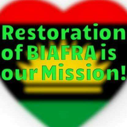 NNNewsMedia's tweet photo. JOIN US LIVE ON RBL NEWS
BIAFRA STAY OUT OF TUFACE
PROTEST WE'RE BIAFRA NOT NIGERIA
NGR GO YOUR OWN WAY
MARRIAGE IS NOT BY FORCE #FreeBiafra https://t.co/TgcNGSdExO