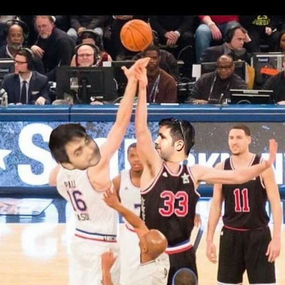 Històric duel😂 #GermansLlopisGiméneZ
⏩ #GnvsSéniorZ 61
⏩ @eb_lolleria 68
📷 <a href="/antoni/">Antoni Porowski</a>.molla 👏… ift.tt/2k88WSN
