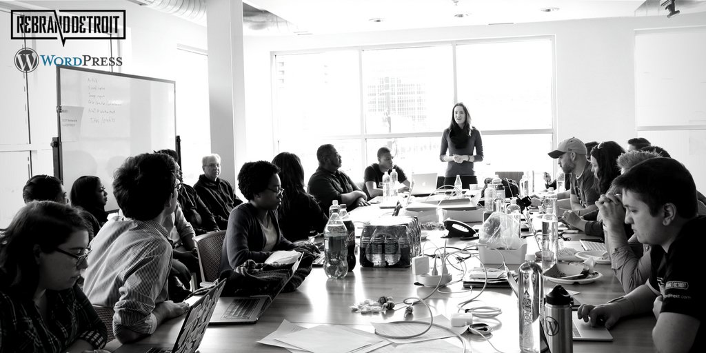 rebranddetroit's tweet photo. Detroit Biz + Digital Strategy + Diversity = #HackDetroit https://t.co/iStQYL1VuI
