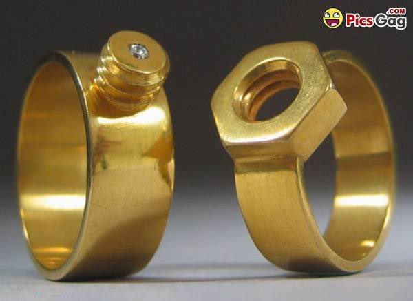 KhouryNayla's tweet photo. @RabihAntoun trekneh sekteh! just glad these weren't our wedding rings! #MarriedAnEngineer https://t.co/t0WAheSUvi