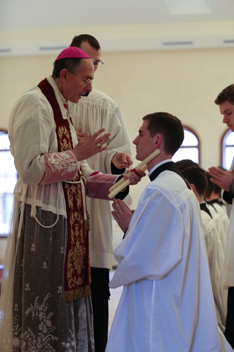 StThomasSem tweet picture