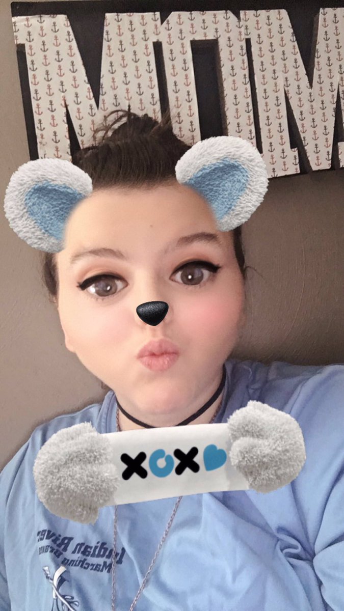 KittyFulmer's tweet photo. Hiiiiiiii 😊😊😊💋💋🐻 https://t.co/Y9UJESJBUV