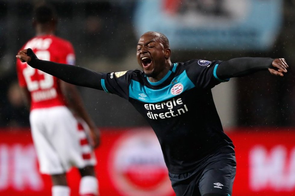 PSV040Live's tweet photo. PSV nog steeds in titelrace, na overwinning in Alkmaar
https://t.co/sIRtM4weDj https://t.co/ilklv3gTyL