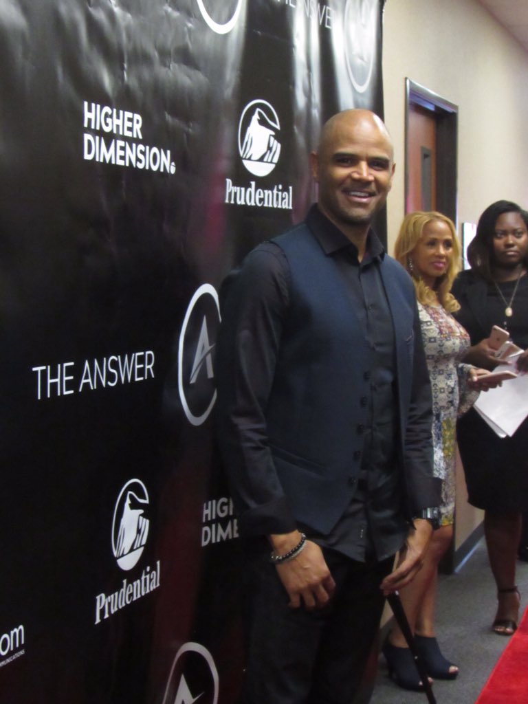 higherdchurch's tweet photo. Thank you @DondreWhitfield for inspiring us today!! #AnswerConference2017 #poweredbyprudential https://t.co/83wDA4ZWF7