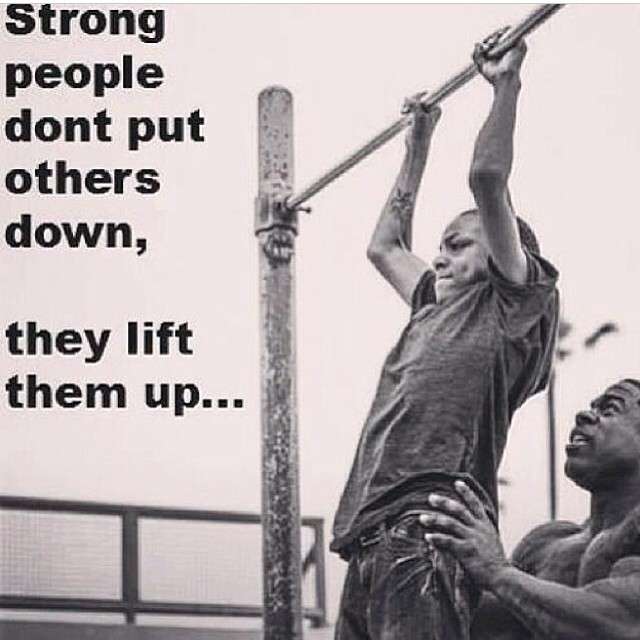 LeadersBest's tweet image. Strong people do not put others down..
They lift them up.
#leadership #life #teamwork