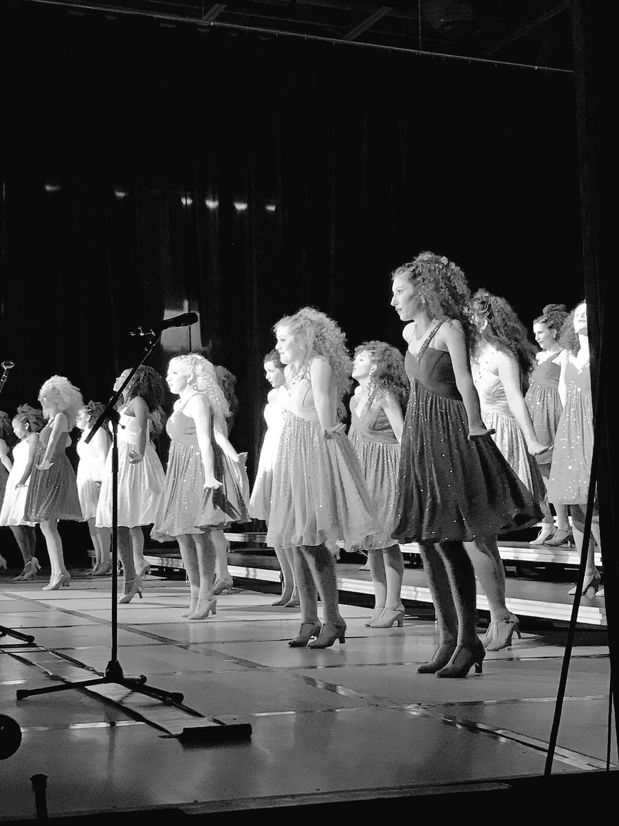 BritBranMC's tweet photo. Ultimate Image tearin' it up! 👊🏻🎤👏🏻🎼 #LSWShowdown2k17 https://t.co/7O2JrvmBvD
