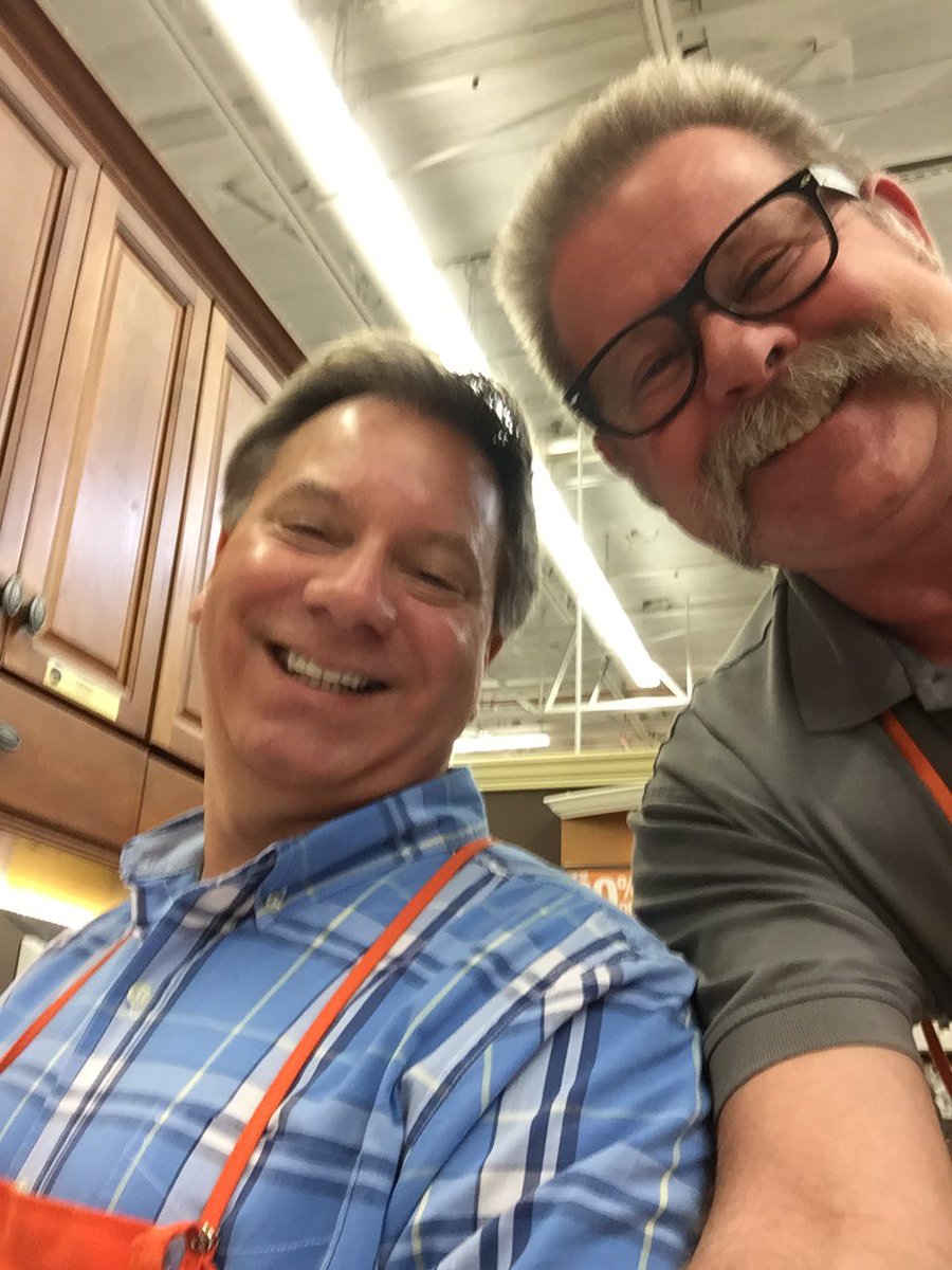 Randy and Todd looking for leads Poway 8949