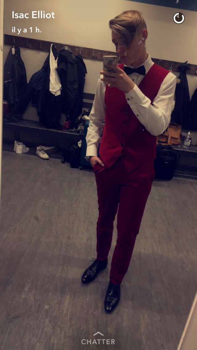 IsacElliotEU's tweet photo. Isac Elliot at Emma Gala today. https://t.co/ZEiZnbKCKl