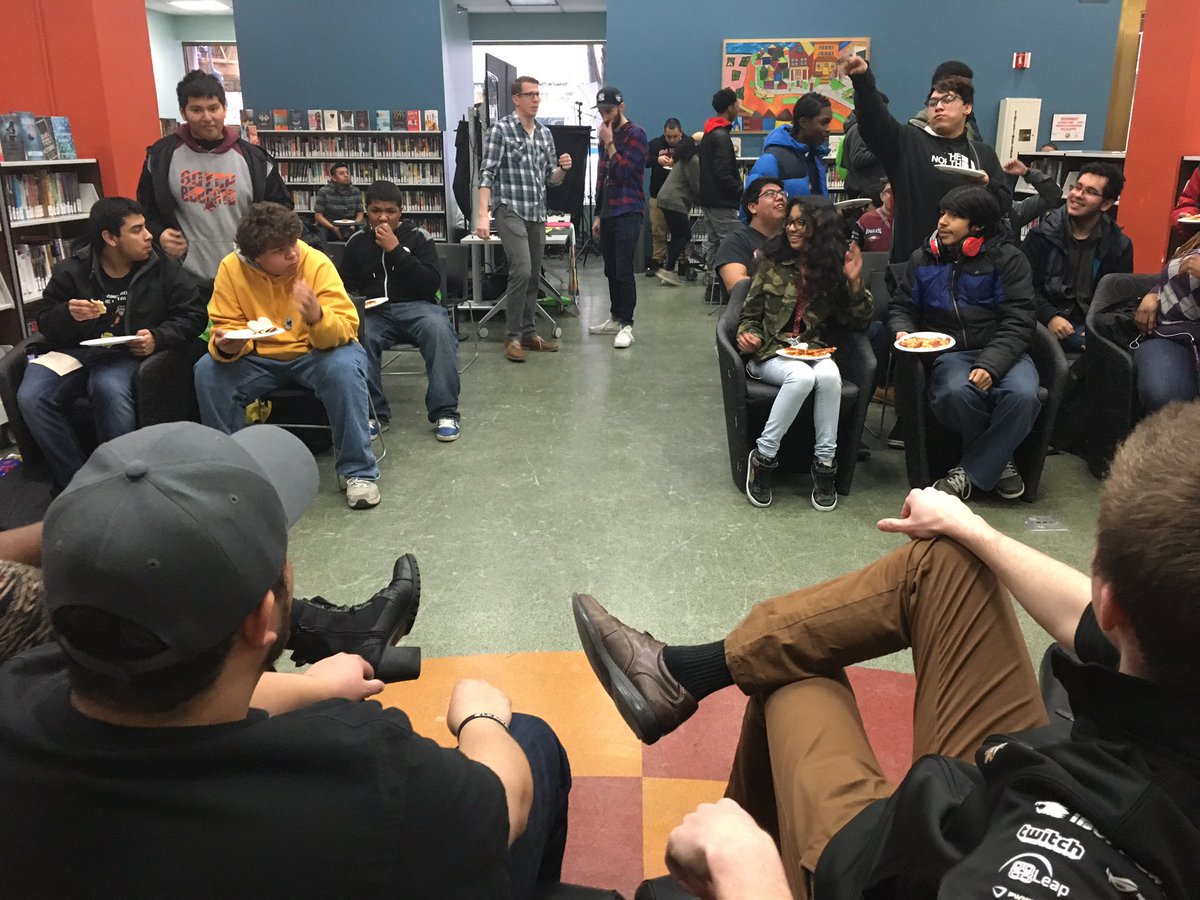 Thanks <a href="/YOUmediaChicago/">YOUmedia</a> and <a href="/chipublib/">Chicago Public Library</a> for having us on the panel today! #games #careers