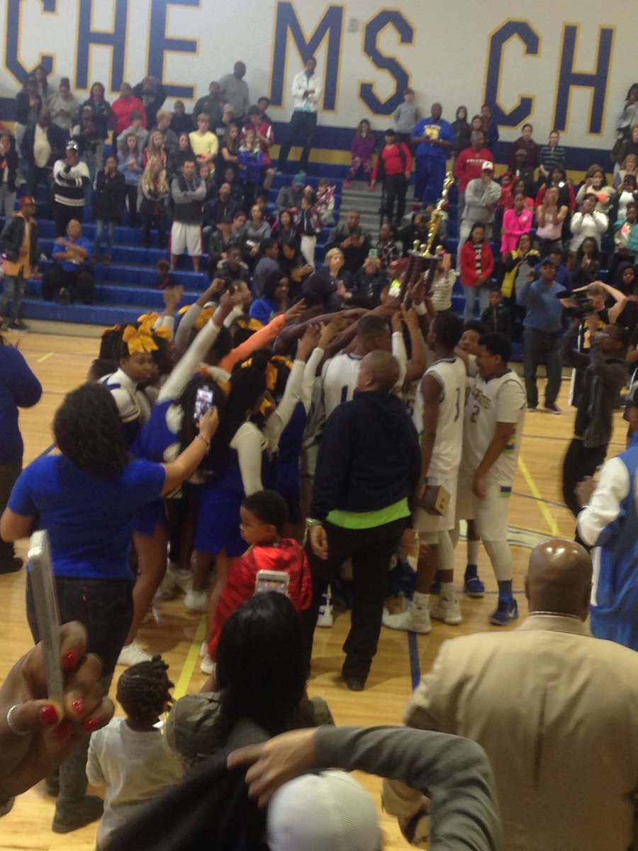 KPMitchell51's tweet photo. 1 of the best MS 🏀games I've ever 👀! Congrats 2 Champs @Bunche_Chargers &amp; runner⬆s @suttonmssports! Thanx @Alex_B2C https://t.co/7ygW4nJK1u
