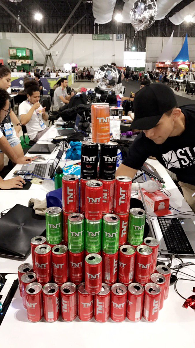 BiaModels's tweet photo. #caravanaolympus #tntpatrocinanois #tntnacpbr10 #tntower #cpbr10 https://t.co/khR1BfR4ZF