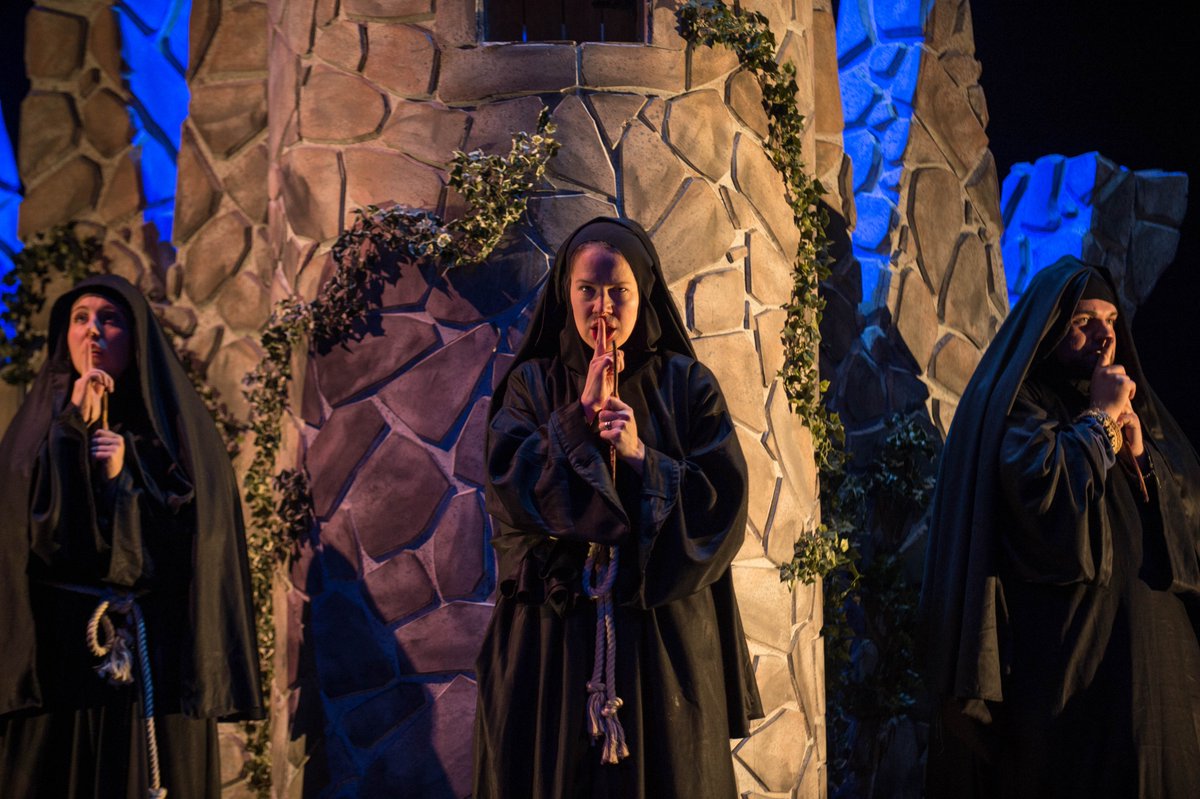 theCTP's tweet photo. Macbeth returns April 18th - 21st. Teachers check out https://t.co/ddxOkKtbQC for info or just email matt@thectp.ca to book now https://t.co/I93kYIAS8j