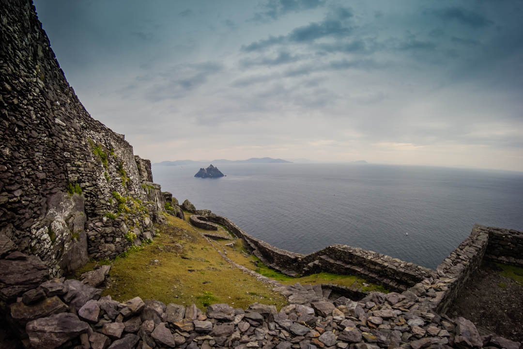 divergenttravel's tweet photo. On the Star Wars trail in Skellig Michael Ireland RT and let us know where you favorate #starwars movie set is. @lonelyplanet #travel #ttot https://t.co/r3AjaSBfnF