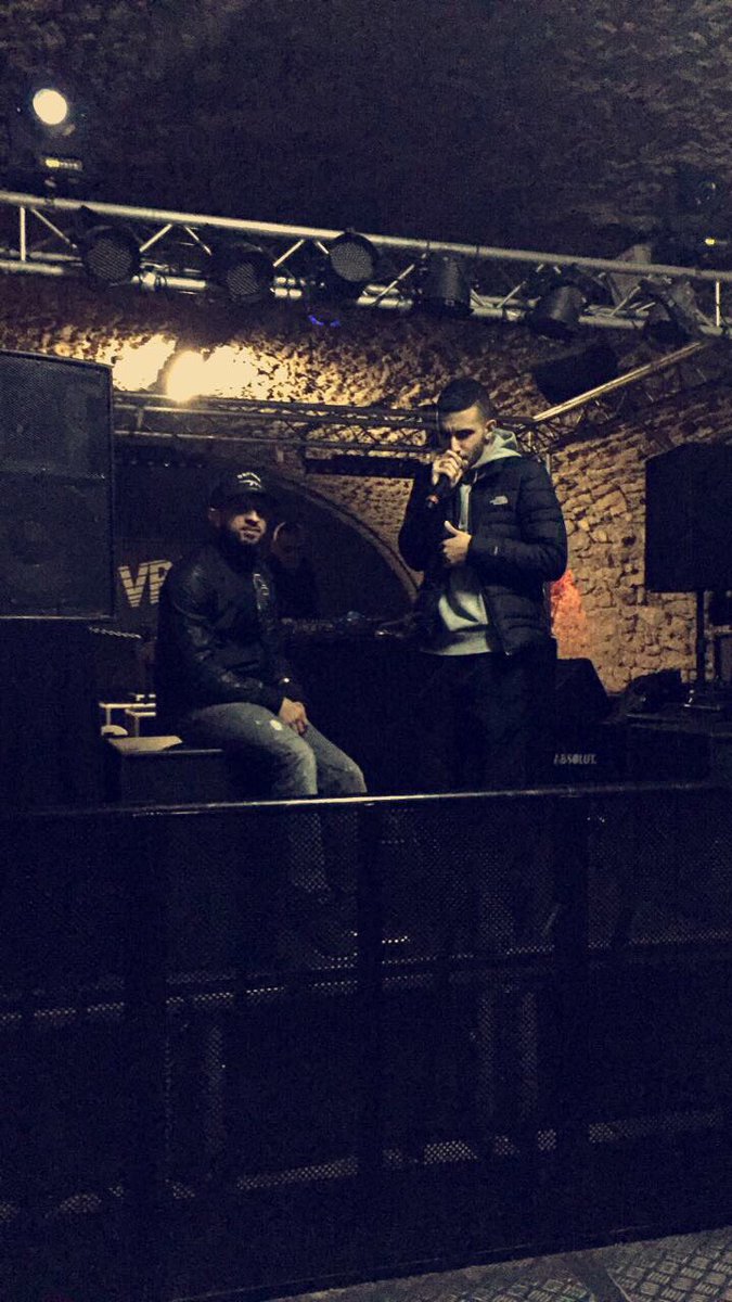 FrenchCaliCPT's tweet photo. @DebzaSquare moi meme & l'équipe est prêt pour ce soir à @LenversClub en compagnie de @demiportion34 #Nancy #lenversclub https://t.co/JwmWCBCoOR