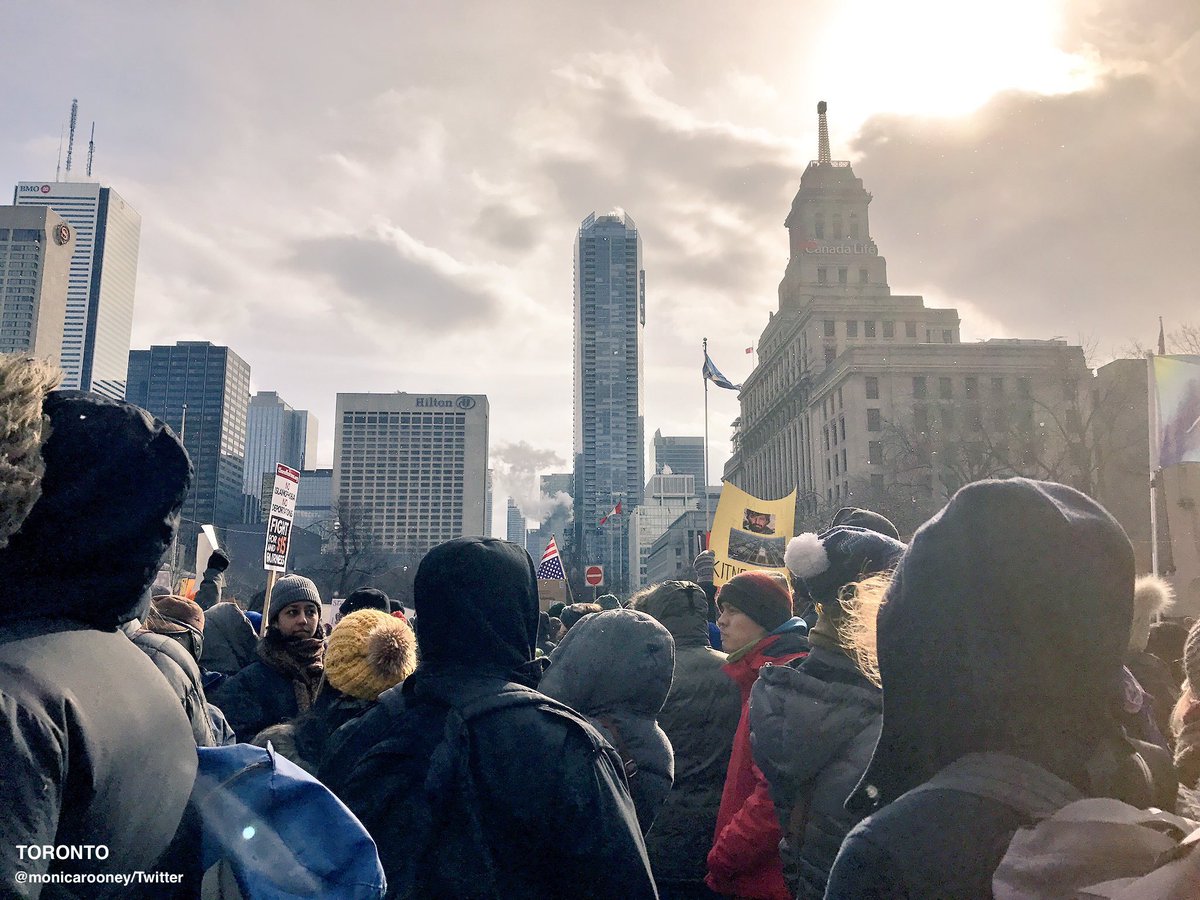 ABC's tweet photo. From Washington, D.C. to Toronto to London, protesters take to the streets against Pres. Trump's immigration order https://t.co/oEMfIqSqsT https://t.co/5LTy2oR6kD
