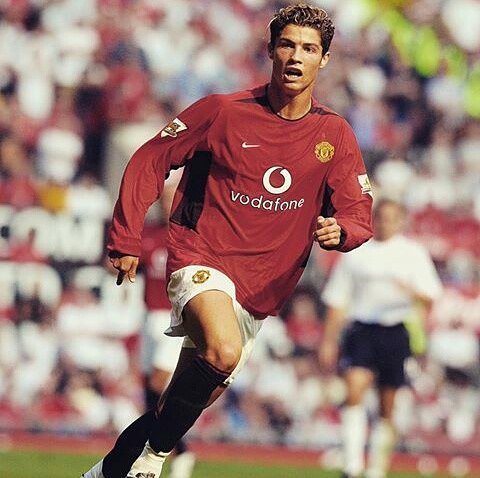 Happy birthday Ronaldo, 32.     
