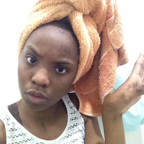 nihb_aloha's tweet image. Quando eu volto pra escola e a inimiga vem me comprimentar, como se nada tivesse acontecido 👌🏾😂😂🙏🏾👽