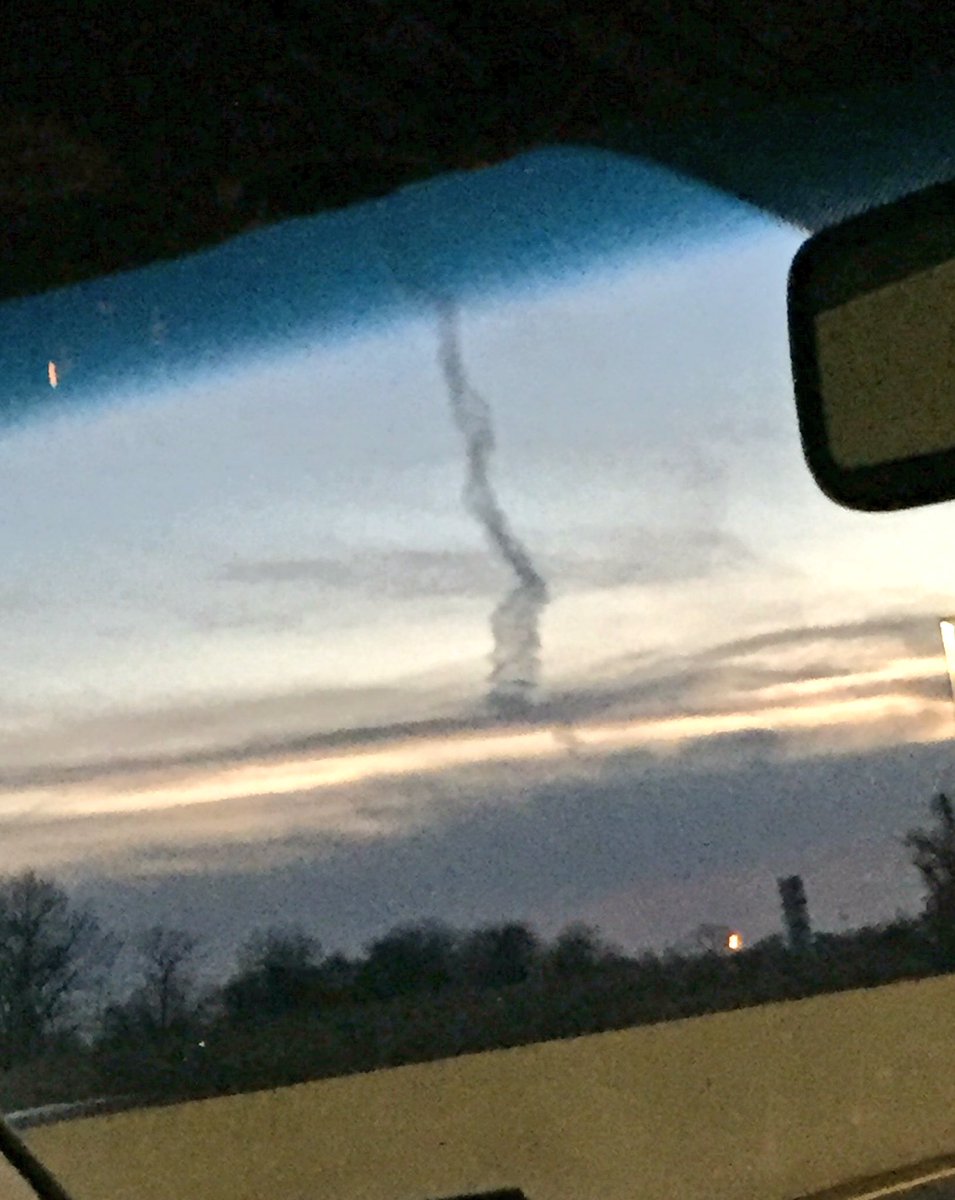MsLDobbs's tweet photo. Deoxyribonucumulonimbus?? #collsedu #cloudDNA https://t.co/by9qnIvFDf