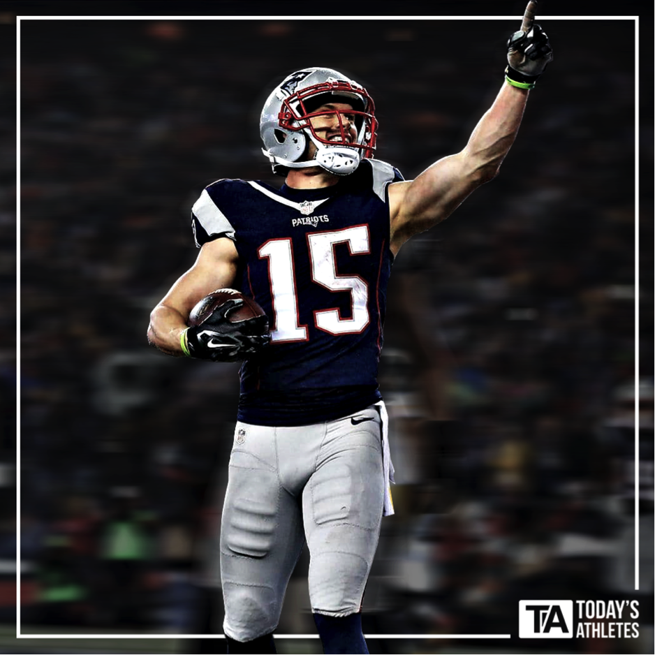 Chris Hogan tweet media